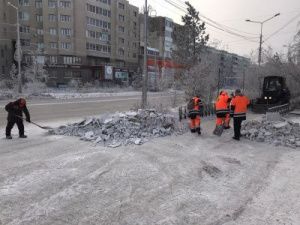 В Якутске вывезено более 42 тысяч кубометров снега с улиц и тротуаров
