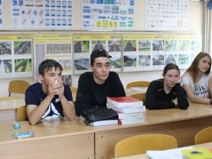 В Якутске стартовали проекты «За рулем» и «Школа красоты»