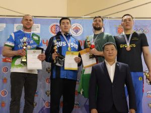 Пять золотых медалей чемпионата России принесли якутские мас-рестлеры