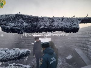 Предварительно один человек погиб во время пожара в Промкомбинате Амгинского района Якутии