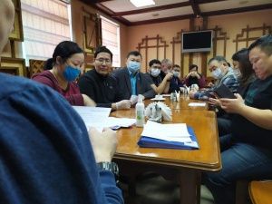 «Карантинный депутат» гуляет по Якутску