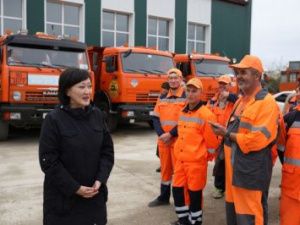 Сардана Авксентьева встретилась с коллективом АО «Якутдорстрой»