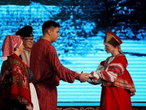 В Якутске прошел фестиваль свадебных обрядов