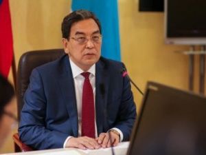 "Неужели все настолько наивны?". Министр финансов о содержании главы Якутии