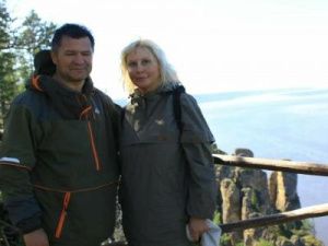 И.о председателя правительства свозил супругу на «Ленские столбы»