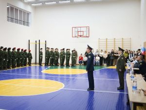 Сотрудники и ветераны УИС участвуют в военно-патриотических мероприятиях в школах республики