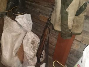 Житель Якутии похитил ружье знакомого и продал за четыре бутылки пива