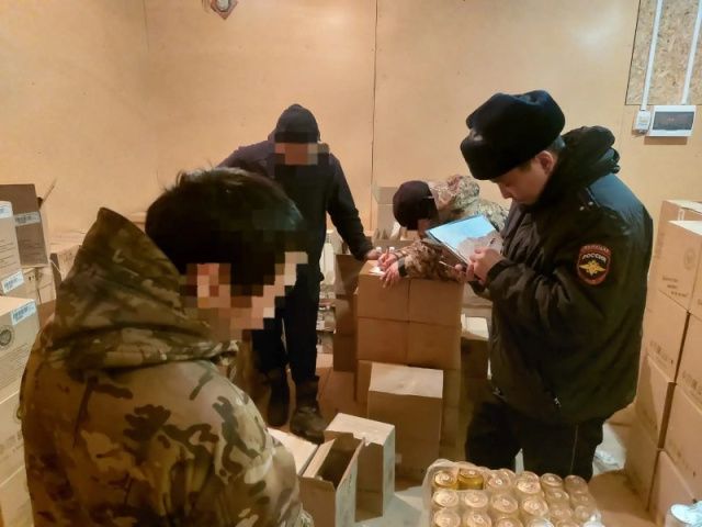 В Сунтарском районе полицейские изъяли алкоголь из магазина за нарушение правил продажи