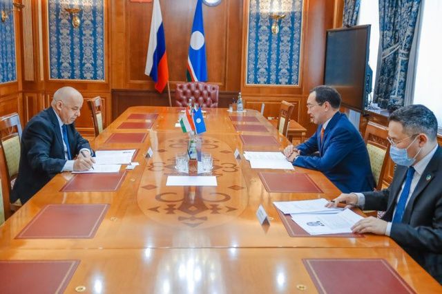 Якутия и Таджикистан расширяют направления сотрудничества