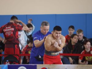 Пять золотых медалей чемпионата России принесли якутские мас-рестлеры