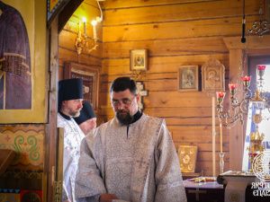 В Лазареву субботу Архиепископ Роман совершил Литургию в Спасском монастыре