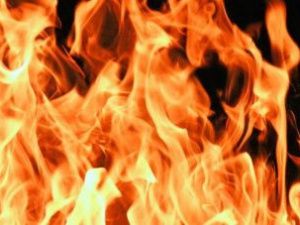 В Якутске женщина из ревности подожгла чужой дом