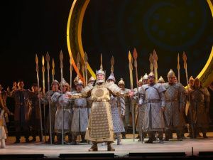 Премьера оперы «Ньургун Боотур» произвела фурор на сцене большого театра России