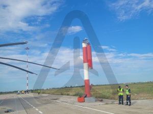 Вертолёт Ми-26 снёс мачту в аэропорту Якутска