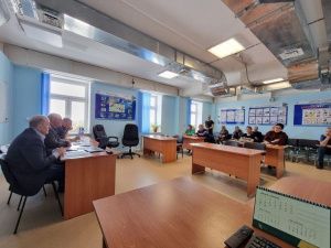 На станции Нижний Бестях подвели итоги завоза грузов и подготовки к перевозке грузов в период летней навигации