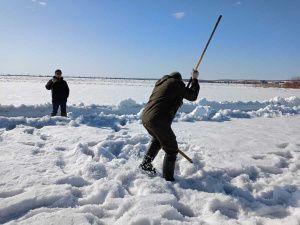 Состязания по якутской рыбалке «куйуур» прошли в Амгинском районе