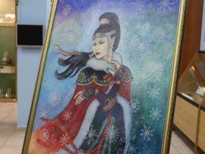 В Якутске открыли выставку, посвященную хомусистке-виртуозу Альбине Дегтярёвой