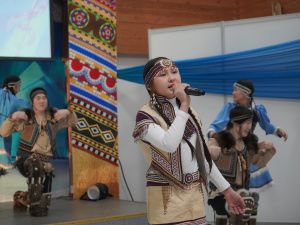 В Якутске начался фестиваль-конкурс песенного творчества КМНС