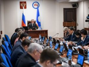 Рассмотрены параметры корректировки бюджета Якутии на 2019 год и на плановый период 2020 и 2021 гг.