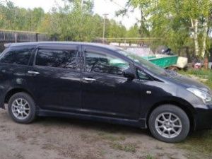 В Верхневилюйске отец сбил годовалого сына во дворе дома