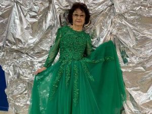 Не забыть нам любимые лица. Не забыть нам родные глаза…