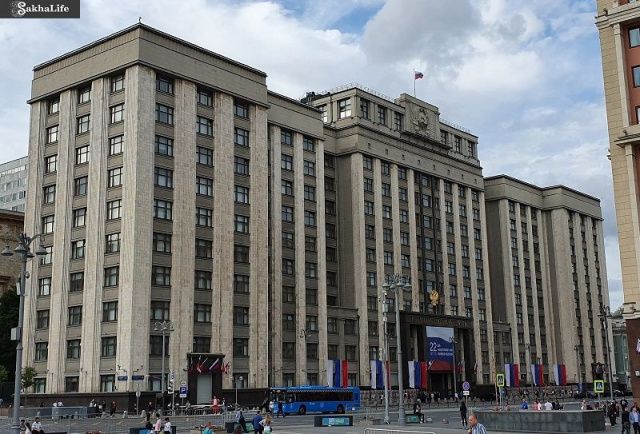 Депутаты и сенаторы от Якутии: кто самый богатый в Москве?