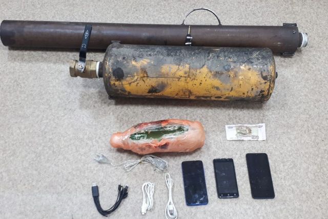 Посылку зэкам попытались доставить с помощью пневмопушки в Якутии