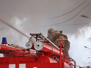 Отравление угарным газом, ожог лица: В Томпонском улусе на пожаре пострадал мужчина