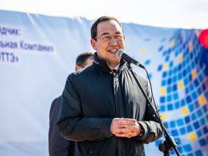 Айсен Николаев дал старт строительству школы-сада в селе Октемцы