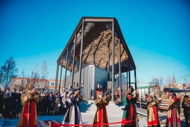 В Хангаласском районе Якутии открылся новый бульвар с фонтанной площадью