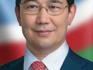 Анонс: «Прямой разговор» с Айсеном Николаевым в субботу