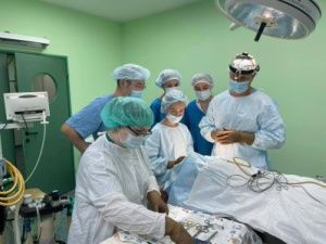В Якутии впервые проведена имплантация слухового аппарата костной проводимости
