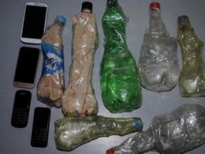 В колонию пытались перебросить три килограмма дрожжей