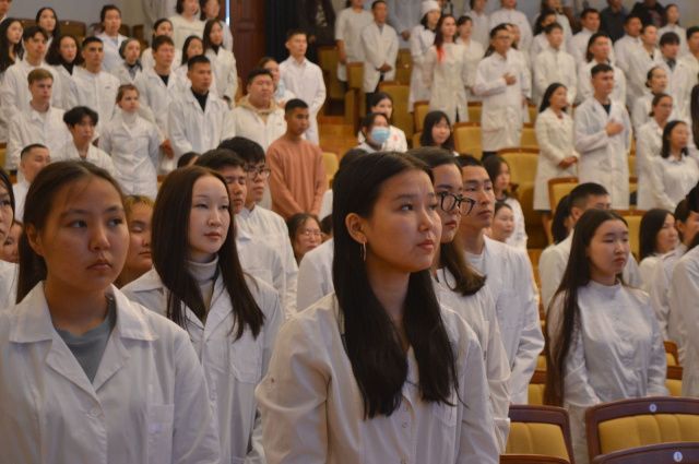 В 2024 году увеличат количество мест для студентов-медиков еще на 10%