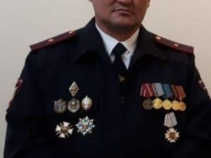 Жительница Якутска поблагодарила полицейского, нашедшего ее собак