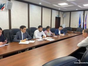 Глава города Якутска Евгений Григорьев провел личный прием граждан