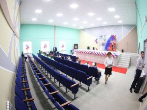 В Мирном открыли новый пристрой к школе № 1