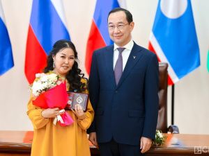 В преддверии Международного женского дня в Якутии наградили многодетных матерей