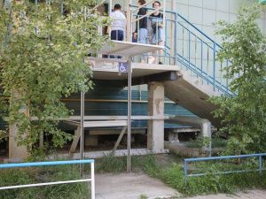 В Якутске появилась социальная служба такси для лежачих больных и людей на коляске