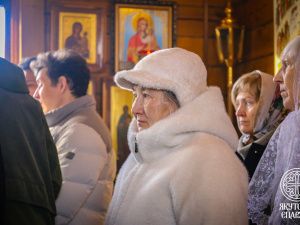 В Лазареву субботу Архиепископ Роман совершил Литургию в Спасском монастыре