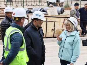 Айсен Николаев раскритиковал темпы строительства объектов в микрорайоне «Звездный»