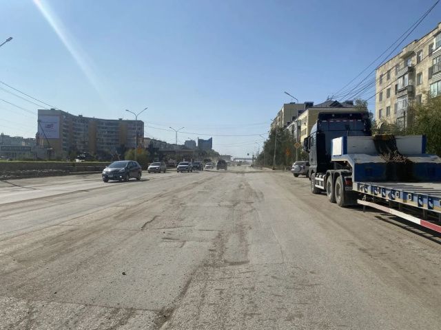 По улице Хабарова открыли движение транспорта после установки водопропускных труб