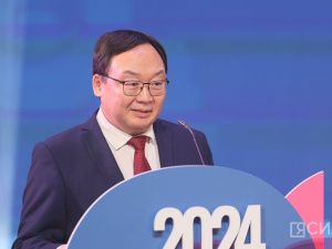 Самым активным семьям Якутии вручили награды на завершающем мероприятии Года семьи