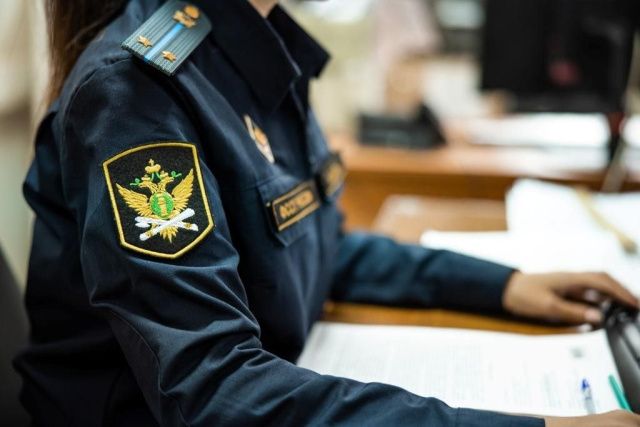 Многодетный отец из Нюрбинского района за неуплату алиментов  отправлен в колонию