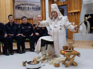 В Доме Арчы провели обряд благословления росгвардейцев на службу