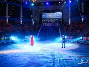 В Якутске провели новогодний благотворительный концерт «Для своих»