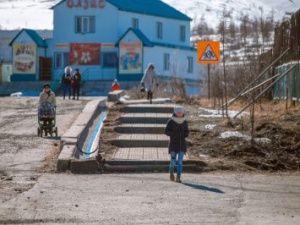 Айсен Николаев оценил перспективы промышленного развития Усть-Янского района