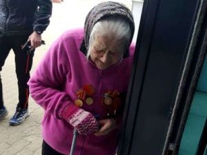 “Мы очень и очень устали скитаться и попрошайничать”  ПЕНСИОНЕРКА ВЗЫВАЕТ О ПОМОЩИ