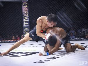 Фоторепортаж: турнир по смешанным единоборствам Eagles FC 53 в Якутске