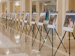 В Совете Федерации открылась выставка «Донбасс за нами!», рассказывающая о помощи Дальнего Востока
